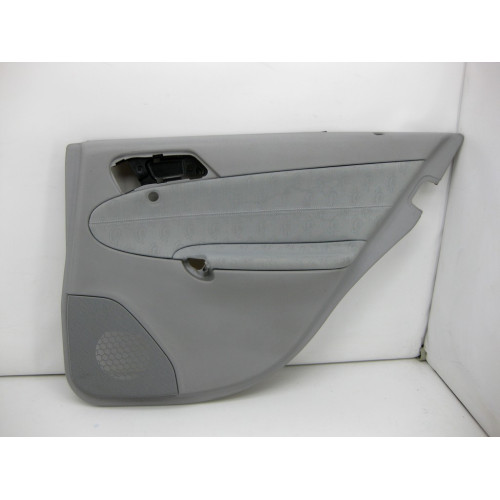 Mercedes-Benz A2037302662 7E60 Карта задней правой двери серая ткань C-class W203 C-class S203