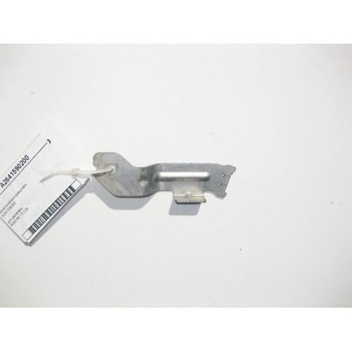 Mercedes-Benz A2641590200 Металлический кронштейн для двигателя M264 R4 1.5 2.0л