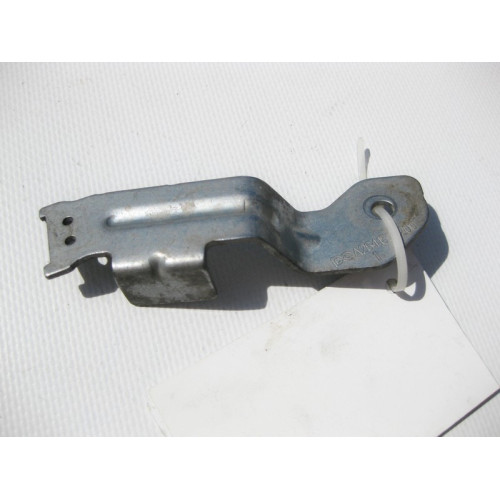 Mercedes-Benz A2641590200 Металлический кронштейн для двигателя M264 R4 1.5 2.0л