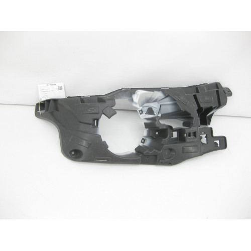 BMW 51117338564 Кронштеїн туманки в передньому бампері праворуч X4 F26