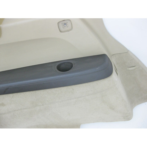 Mercedes-Benz A1666900501 8N84 Обшивка багажника левая в сборе бежевая GL X166
