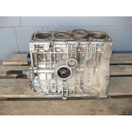 VAG 030103019 Cylinder block with pistons and crankshaft 1.4L R4 16V