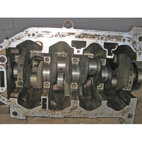 VAG 030103019 Cylinder block with pistons and crankshaft 1.4L R4 16V