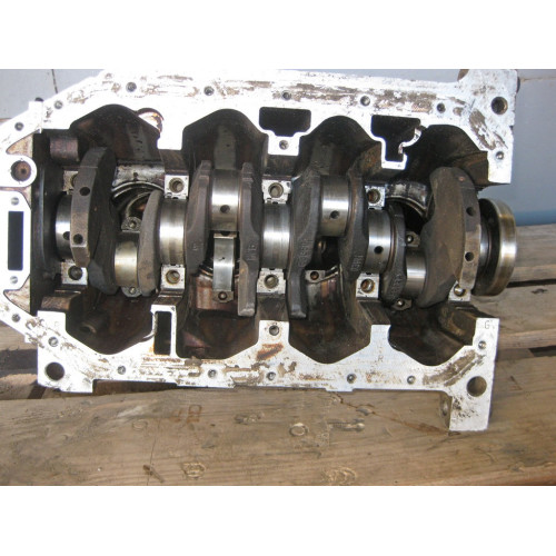 VAG 030103019 Cylinder block with pistons and crankshaft 1.4L R4 16V