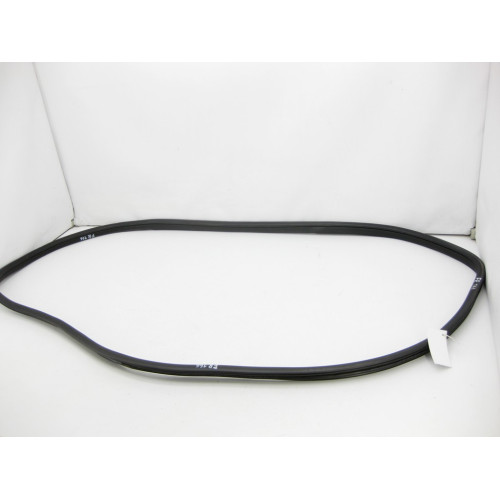 Mercedes-Benz A1666970051 9G44 Уплотнитель проёма передней двери черный ML/GLE W166 GL/GLS X166