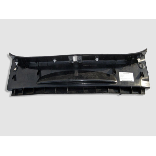 Mercedes-Benz A2056908104 9051 Накладка проёма багажника нижняя чёрная C-Class W205