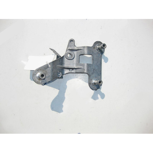 Mercedes-Benz A2114310840 Кронштейн блока ABS верхняя часть E-Class W211 CLS C219