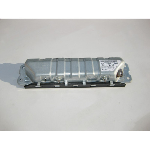 Mercedes-Benz A2138600302 Коленная подушка безопасности E-Class W213