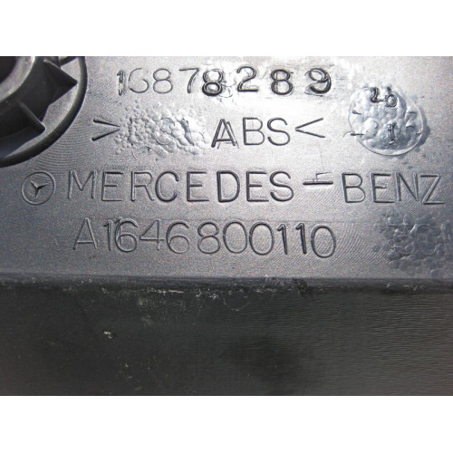 Mercedes-Benz A1646800791 9D53 Вещевое отделение в подлокотнике ML W164 GL X164