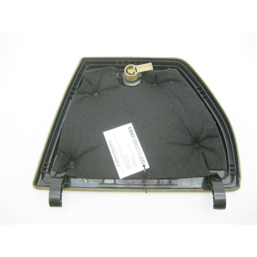 Mercedes-Benz A1646901825 8K67 Крышка - лючок правой обшивки багажника бежевая GL X164