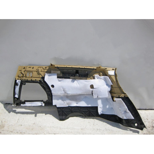 Mercedes-Benz A1646901425 8M27 Правая бежевая обшивка багажника GL X164