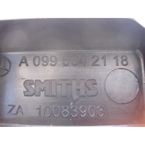 Mercedes-Benz A0995042118 Крепление радиатора кондиционера левое C-Class W205