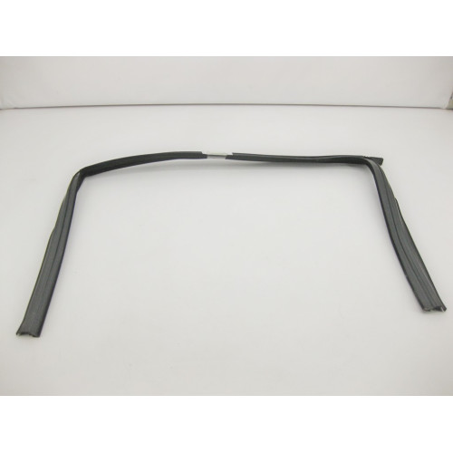 Mercedes-Benz A2217356525 Уплотнитель опускного стекла задней левой двери S-Class W221