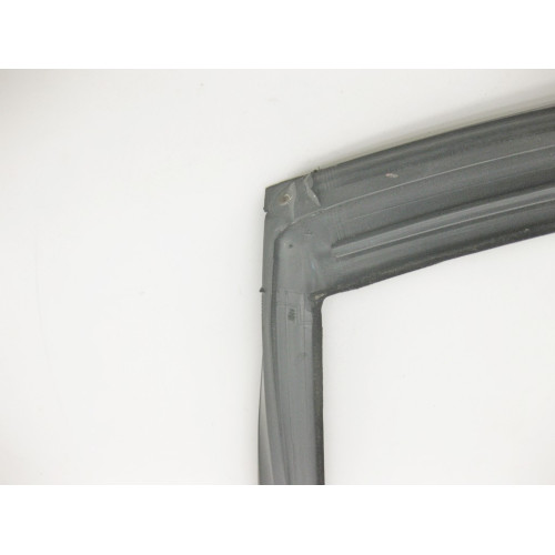 Mercedes-Benz A2217356525 Уплотнитель опускного стекла задней левой двери S-Class W221