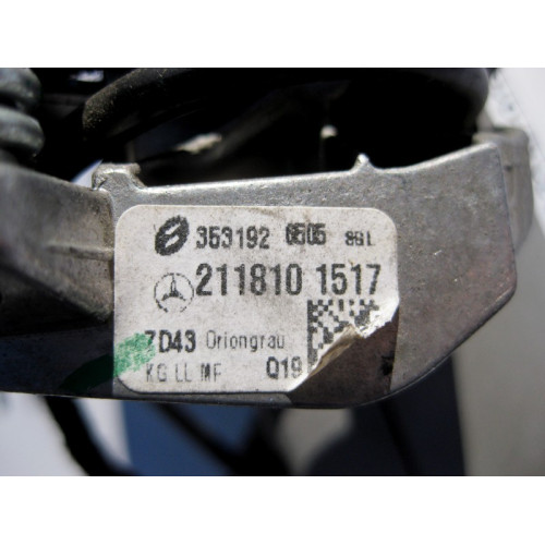 Mercedes-Benz A2118101517 7D43 Салонное серое зеркало E-Class W211