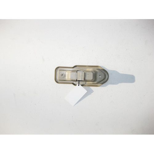 Mercedes-Benz A1669242737 8N84 Накладка петли замка заднего сидения наружная бежевая GL X166