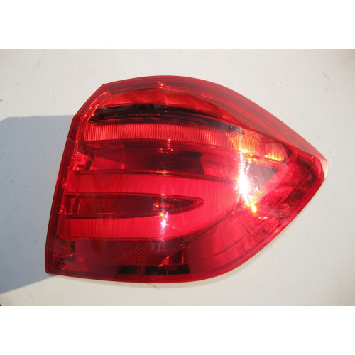 Mercedes-Benz A1669067401 Задний правый наружный фонарь GL GLS X166