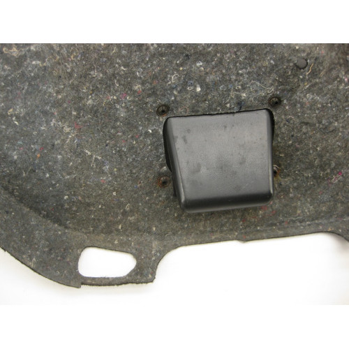 Mercedes-Benz A2116901841 9F08 Обшивка крышки багажника чёрная E-Class W211