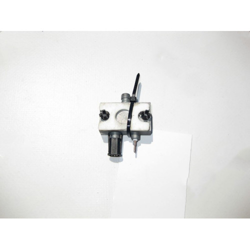 Mercedes-Benz A2108202489 Антенный разветвитель - разделительный фильтр GPS OM648 CLS C219 E-class S211 E-class W211 GL X164 ML W164 R-class long V251 C-class W203