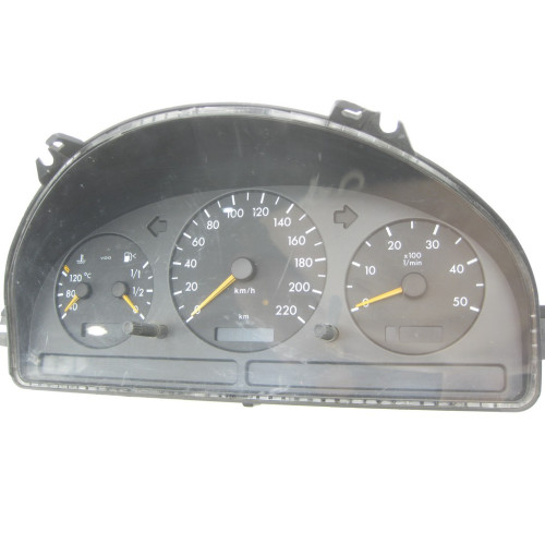 Mercedes-Benz A1635403011 Щиток - панель приладів для дизельних авто в км ML W163