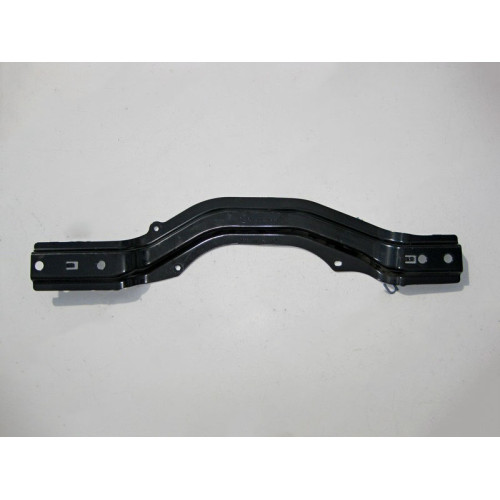 Mercedes-Benz A2196390243 Кронштейн ресивера пневмоподвески в багажнике CLS C219