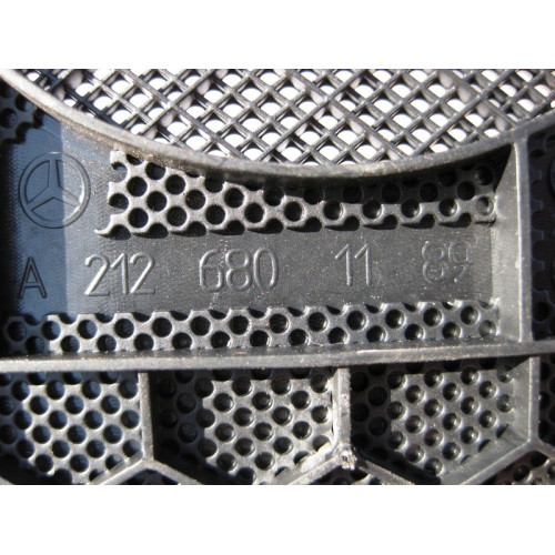 Mercedes-Benz A2126801189 9051 Torpedo grid upper central black E-Class W212