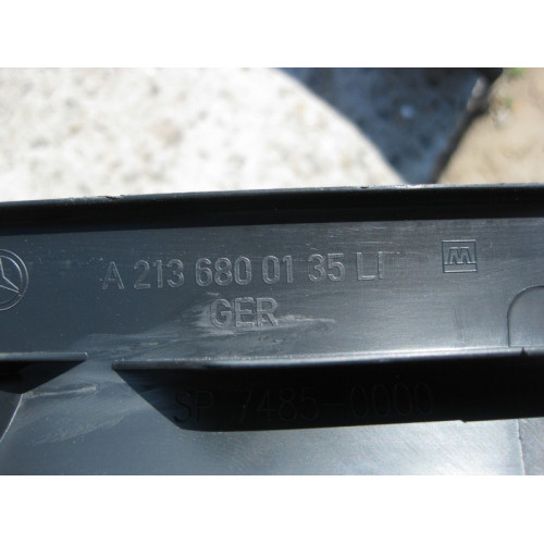 Mercedes-Benz A2136800135 9051 Накладка порога черная внутренняя передняя левая E-Class W213