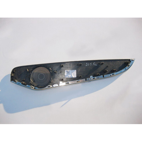 Mercedes-Benz A2057301703 Декоративная алюминиевая накладка задней левой дверной карты C-Class W205