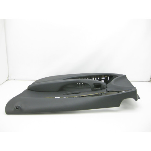 Mercedes-Benz A2057204627 9H15 Передняя правая чёрная дверная карта C-Class W205 C-Class W205 C-class Estate S205