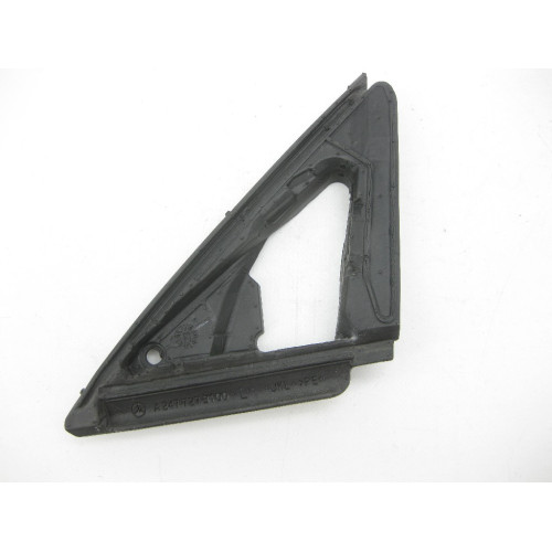 Mercedes-Benz A2477273100 Уплотнитель левого зеркала EQB X243 GLB X247