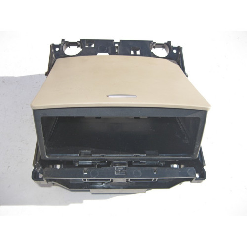 Mercedes-Benz A1666800110 8N84 Вещевое отделение в подлокотнике сзади бежевое ML W164 GL X164