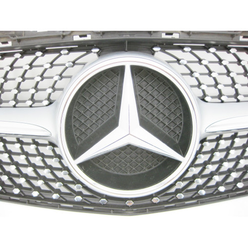 Mercedes-Benz A2058881260 Diamond Star Radiator Grille Assembly for the C-Class W205