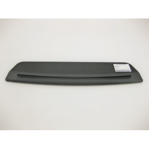 Mercedes-Benz A2126830130 9051 Накладка динамика в задней полке черная E-Class W212