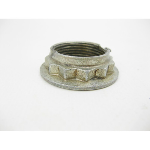 Mercedes-Benz Гайка 12-гранная с фланцем M26 X 1,5 mm