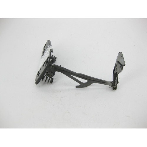 Mercedes-Benz A1638800660 Крюк - запорная скоба капота ML W163