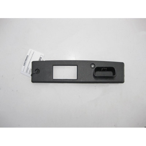 Mercedes-Benz A2037580002 Нижняя внутренняя накладка торца крышки багажника C-Class W203