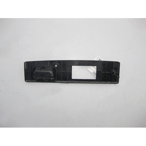 Mercedes-Benz A2037580002 Нижняя внутренняя накладка торца крышки багажника C-Class W203