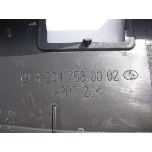 Mercedes-Benz A2047580002 Нижняя внутренняя накладка торца крышки багажника C-Class W204