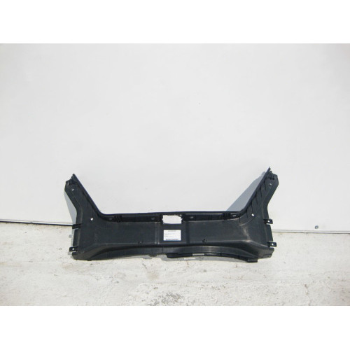Mercedes-Benz A2036900525 7C45 Накладка проёма багажника нижняя C-Class W203