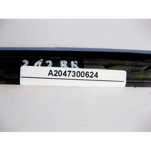 Mercedes-Benz A2047300624 Уплотнительная планка форточки задней правой двери C-Class W204