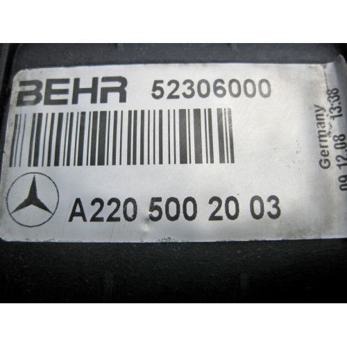 Mercedes-Benz A2205002003 Радиатор охлаждения двигателя S-Class W220