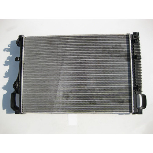 Nissens Nissens 67107A Радиатор охлаждения двигателя S-Class W221
