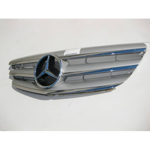 Mercedes-Benz A1698800883 Решётка радиатора B-class W245