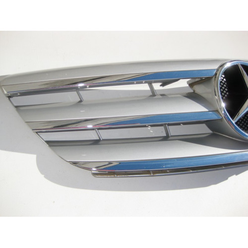 Mercedes-Benz A1698800883 Решётка радиатора B-class W245
