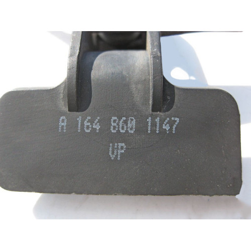 Mercedes-Benz A1648601147 Форсунка омывателя стекла средняя ML W164 GL X164