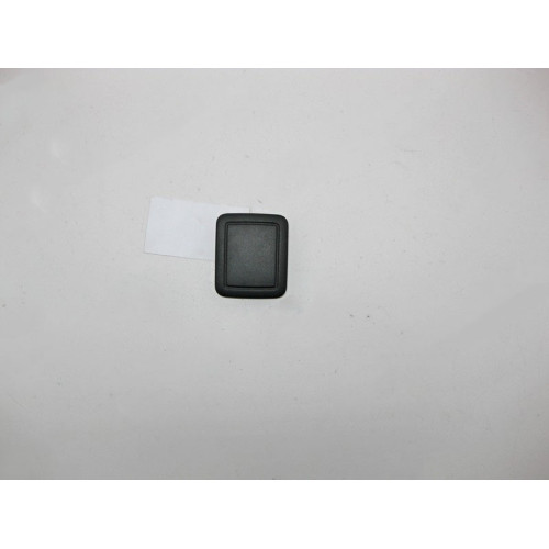 Mercedes-Benz A0998680189 9051 Заглушка в задней полке чёрная E-Class W213