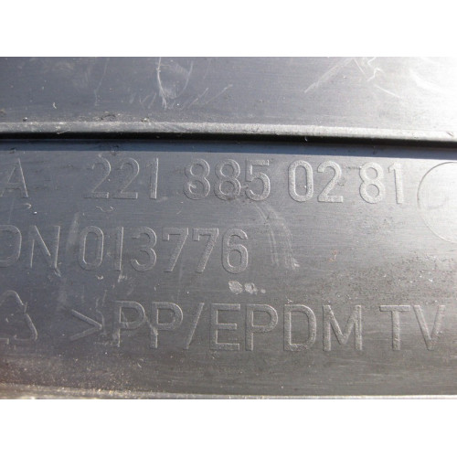 Mercedes-Benz A2218850281 Подиум - накладка номерного знака S-Class W221 до рестайл