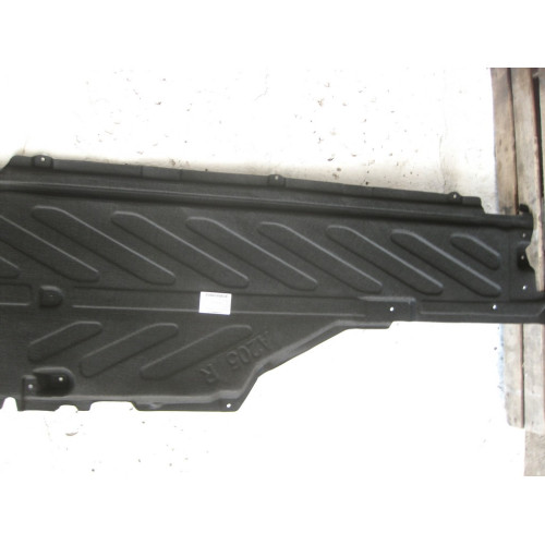 Mercedes-Benz A2056840218 Новая боковая защита днища кузова правая войлочная C-Class W205