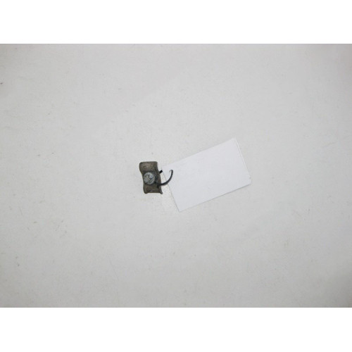 Mercedes-Benz A0009952032 Хомут - пластина крепления трубок