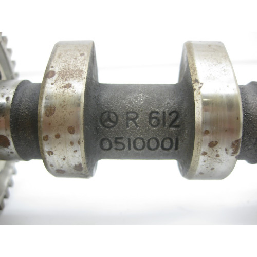 Mercedes-Benz A6120501601 R6120510001 Распредвал выпускной двигателя OM647 OM612